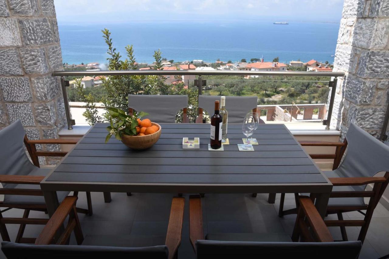 Villa Dafni - Infinite Sea Vistas With Private Pool กาลามาตา ภายนอก รูปภาพ