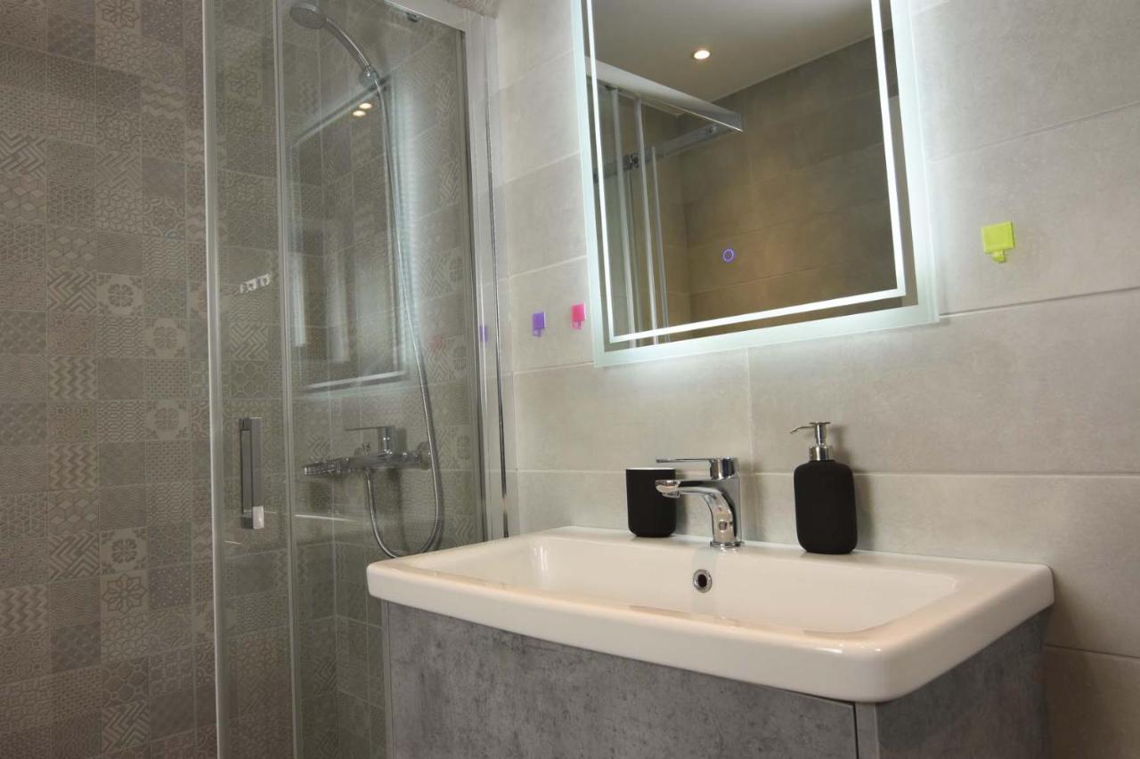 Villa Dafni - Infinite Sea Vistas With Private Pool กาลามาตา ภายนอก รูปภาพ
